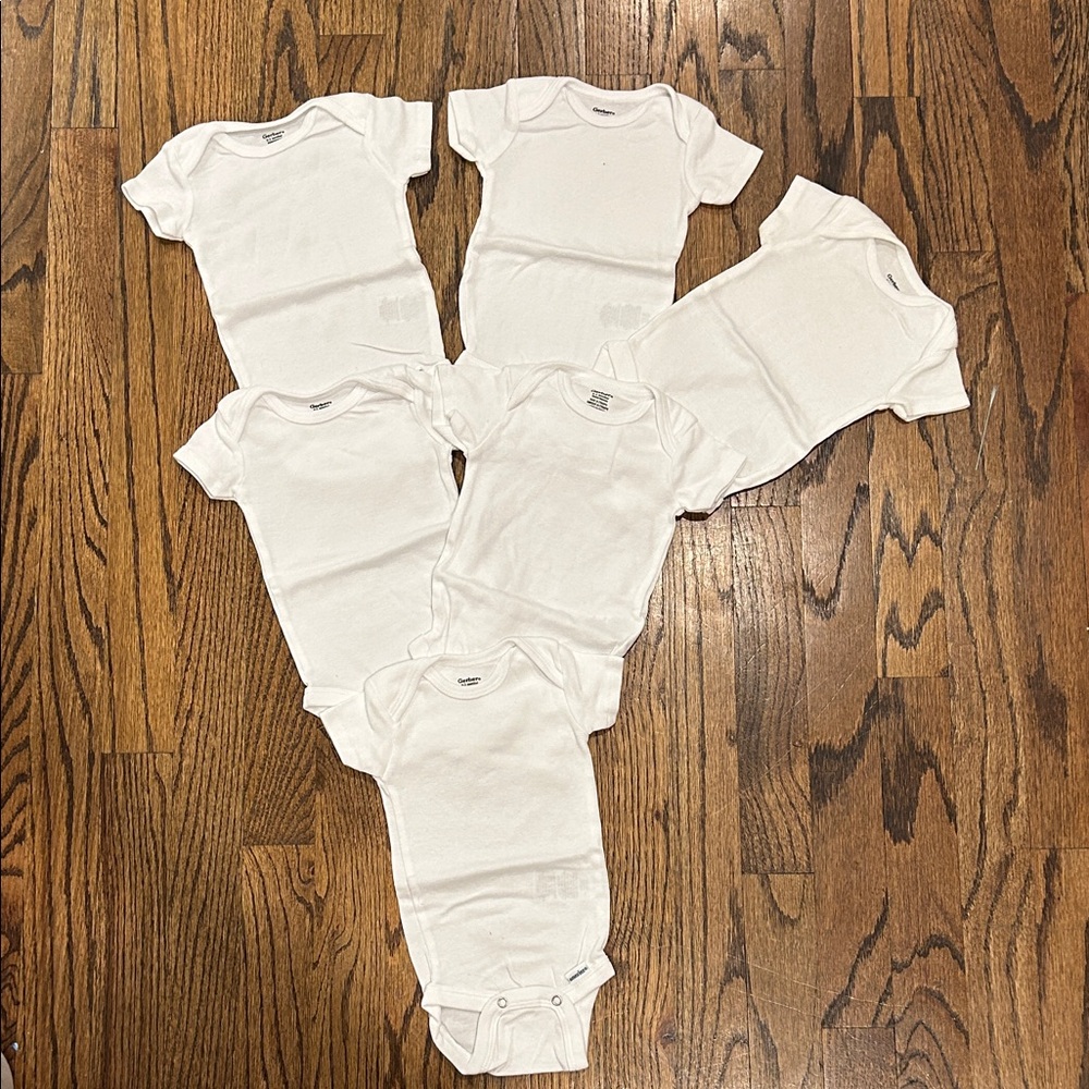 Gerber Soft White Bodysuit Set